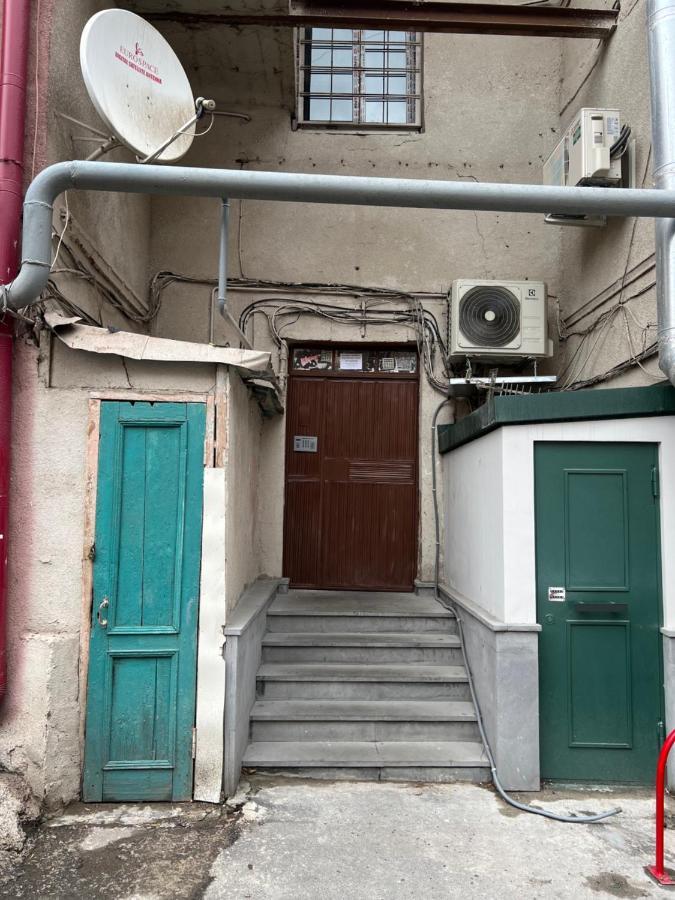 Cozy Apartment Near Opera House 예레반 외부 사진